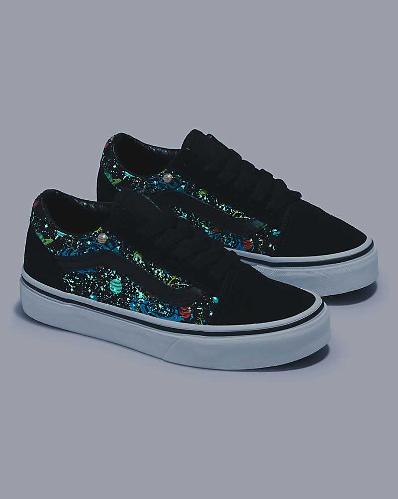 Vans Old Skool Glow Shoe Kids' Sneakers Black / White | MR1-7034